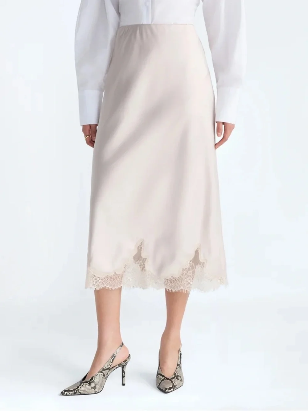 Scoop Women's Midi Slip Skirt with Lace Trim in Champagne Mist